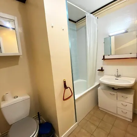 Apartment Roc De Peclet 1 - Location: Pour 4 En Bordure De Pistes Mae-9070